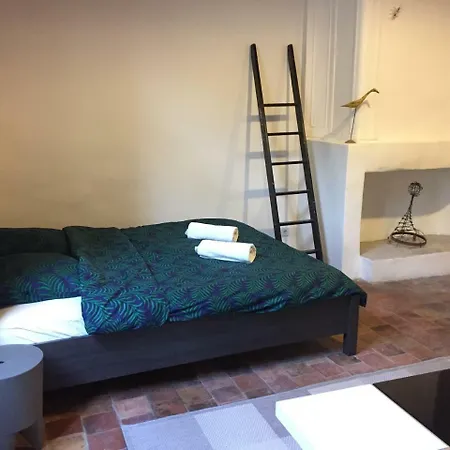 La Maison D'artistes Daire *